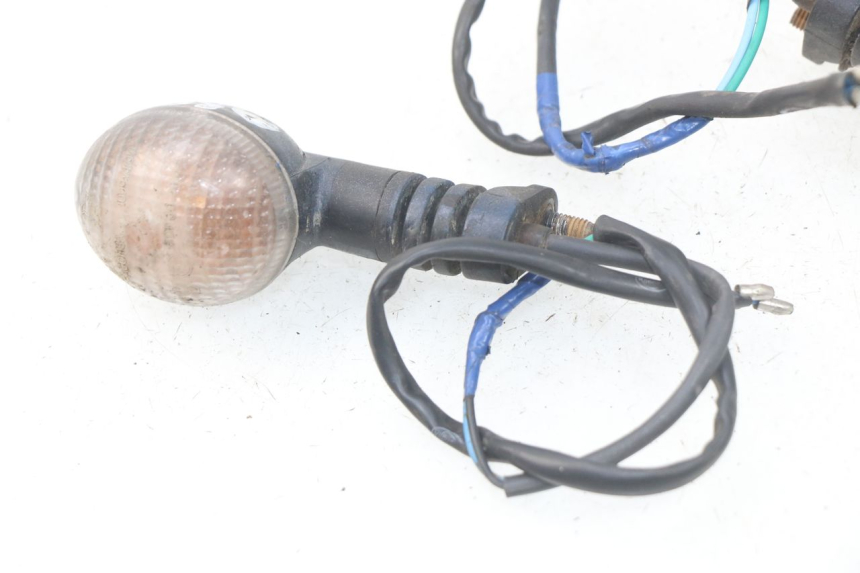 photo de ACHTERKNIPPERLICHT SHINERAY XY150STE 150 - Bevestigingspunten