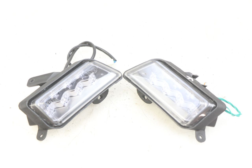 photo de VOORKNIPPERLICHT ORCAL CAVARO 4T 50 (2019 - 2023) - Hoofdaanzicht