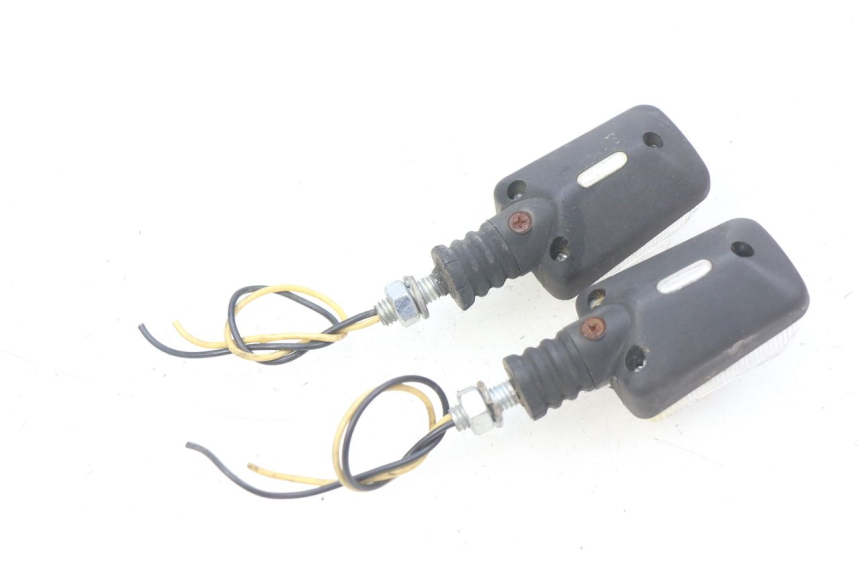 photo de VOORKNIPPERLICHT HONDA CB 500 (1997 - 2003) - Detail van het onderdeel