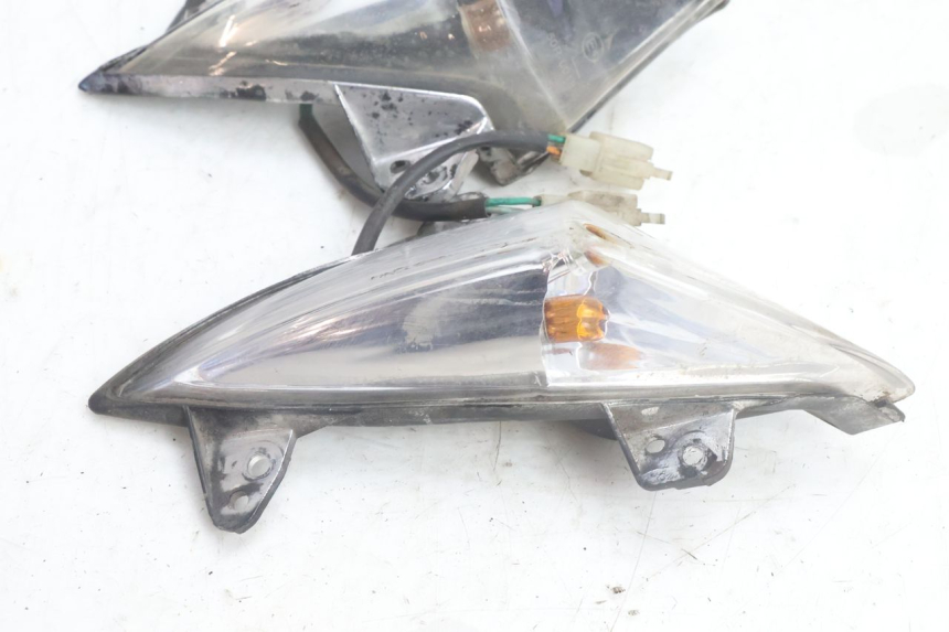 photo de VOORKNIPPERLICHT PEUGEOT CITYSTAR 125 (2011 - 2017) - Bevestigingspunten