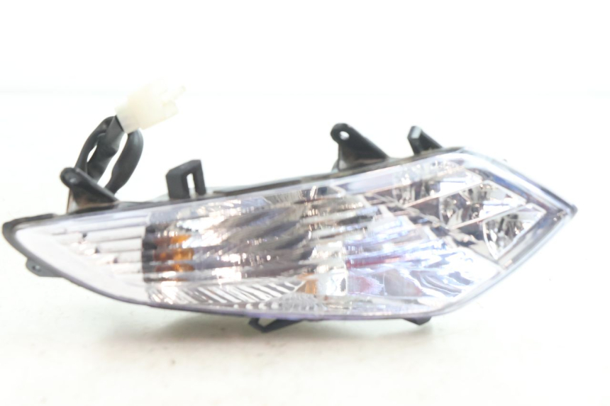 photo de RECHTS VOOR KNIPPERLICHT KYMCO AGILITY CITY 16P 125 (2015 - 2024) - Detail van het onderdeel