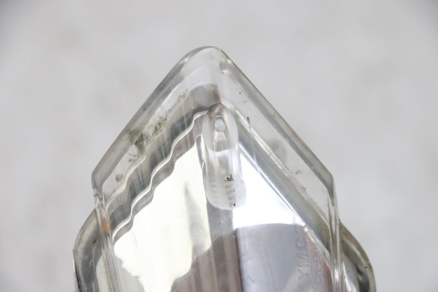 photo de VOORSTE RECHTER KNIPPERLICHT KYMCO AGILITY CITY 4T 50 (2008 - 2016) - Detail van het onderdeel