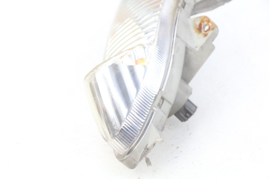 photo de VOORSTE RECHTER KNIPPERLICHT SUZUKI BURGMAN 125 (2007 - 2014) - Detail van het onderdeel