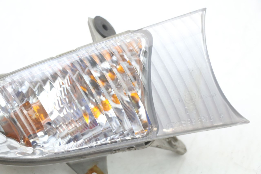 photo de VOORSTE RECHTER KNIPPERLICHT SUZUKI BURGMAN 125 (2007 - 2014) - Andere kijkhoek