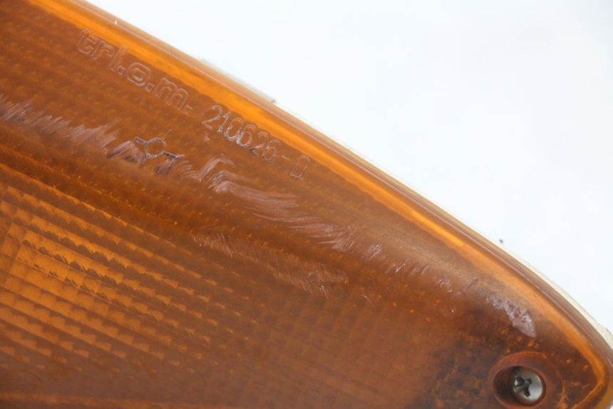 photo de VOORSTE RECHTER KNIPPERLICHT BMW C1 125 (2000 - 2003) - Detail van het onderdeel