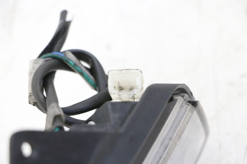 photo de VOORSTE RECHTER KNIPPERLICHT ORCAL CAVARO 4T 50 (2019 - 2023) - Andere kijkhoek