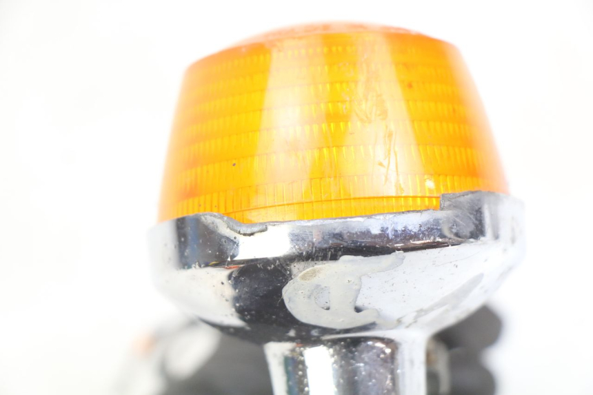 photo de VOORSTE RECHTER KNIPPERLICHT HONDA CM 125 (1983 - 2003) - Detail van het onderdeel