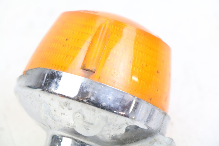 photo de VOORSTE RECHTER KNIPPERLICHT HONDA CM 125 (1983 - 2003) - Zoom op gebruiksstaat