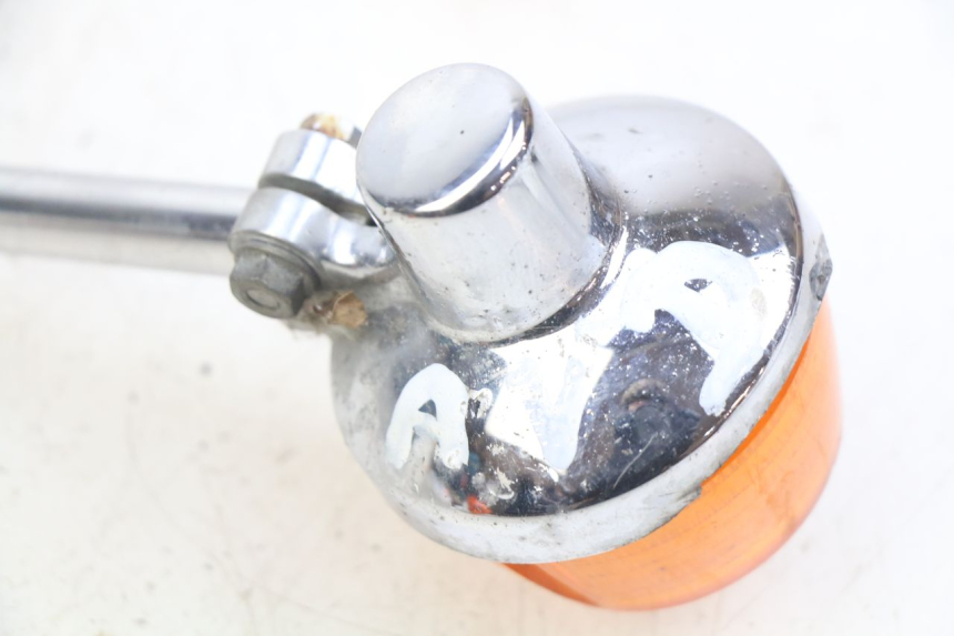 photo de VOORSTE RECHTER KNIPPERLICHT HONDA CM 125 (1983 - 2003) - Overzicht