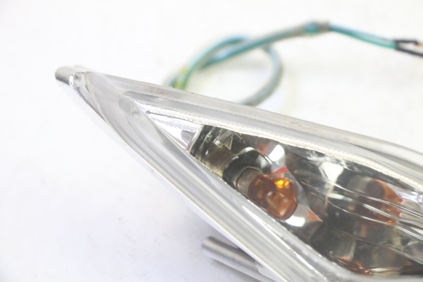 photo de VOORSTE RECHTER KNIPPERLICHT SYM CROX 4T 50 (2016 - 2023) - Detail van het onderdeel