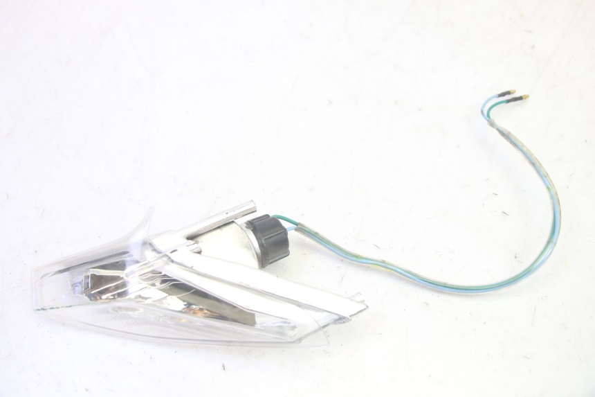 photo de VOORSTE RECHTER KNIPPERLICHT SYM CROX 4T 50 (2016 - 2023) - Zoom op gebruiksstaat