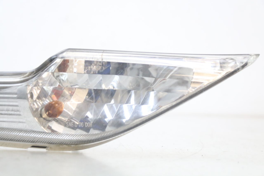 photo de VOORSTE RECHTER KNIPPERLICHT KYMCO DINK 4T 50 (2007 - 2018) - Zoom op gebruiksstaat