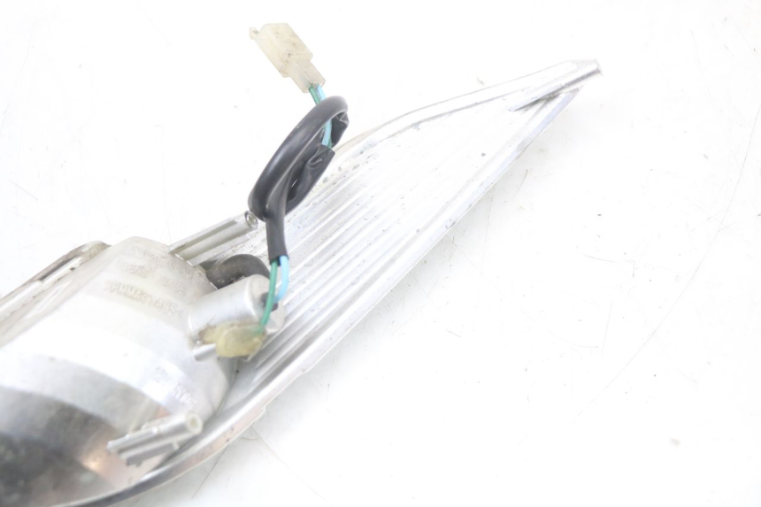 photo de VOORSTE RECHTER KNIPPERLICHT KYMCO DINK 4T 50 (2007 - 2018) - Markeringen en referenties