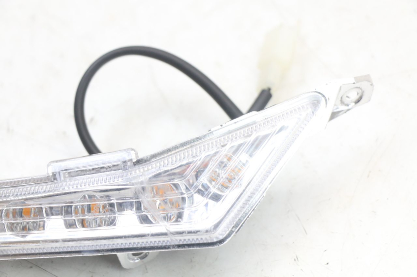 photo de VOORSTE RECHTER KNIPPERLICHT WAYSCRAL E-START 1 (2018 - 2022) - Zoom op gebruiksstaat