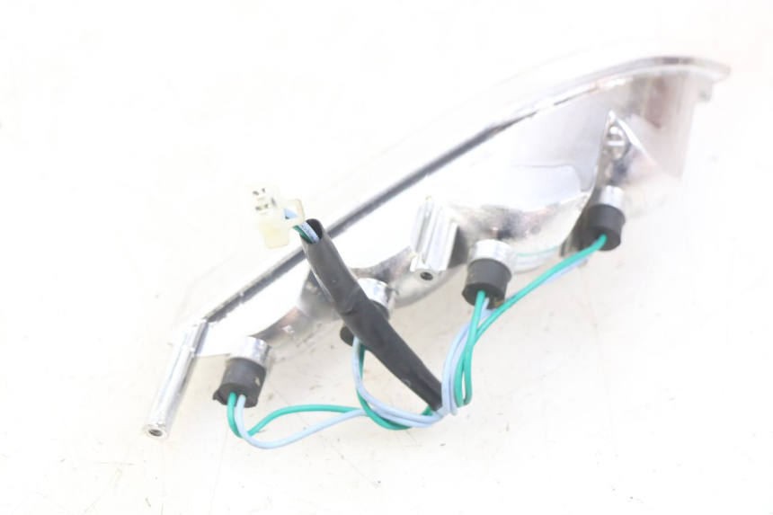 photo de VOORSTE RECHTER KNIPPERLICHT PEUGEOT E-VIVACITY 1 (2012 - 2018) - Andere kijkhoek