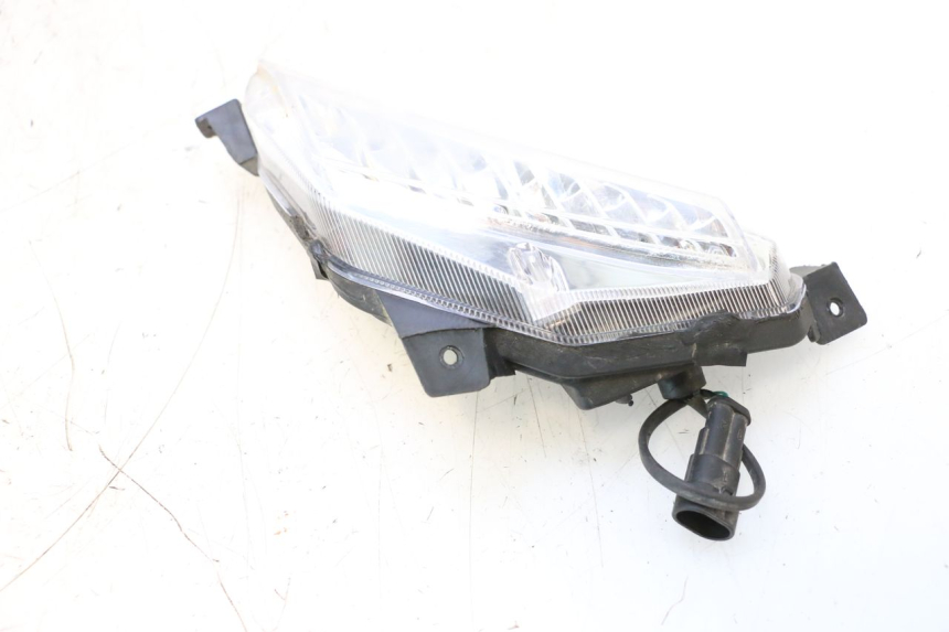 photo de VOORSTE RECHTER KNIPPERLICHT KEEWAY F-ACT FACT EVO 50 (2020 - 2026) - Kenmerkende details