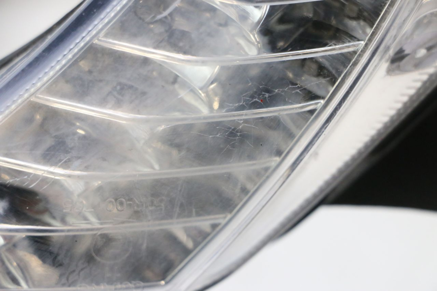 photo de VOORSTE RECHTER KNIPPERLICHT KEEWAY F-ACT FACT EVO 50 (2020 - 2026) - Zoom op gebruiksstaat