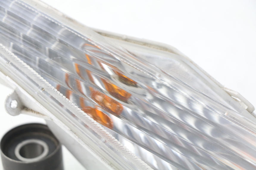 photo de VOORSTE RECHTER KNIPPERLICHT HONDA FES PANTHEON 125 (2003 - 2007) - Zoom op gebruiksstaat