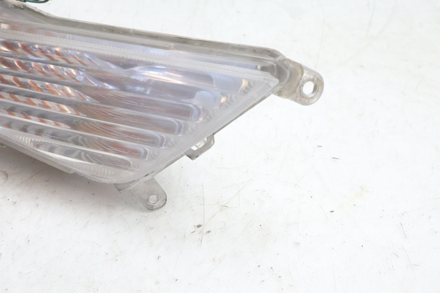 photo de VOORSTE RECHTER KNIPPERLICHT HONDA FES PANTHEON 125 (2003 - 2007) - Staat van het oppervlak