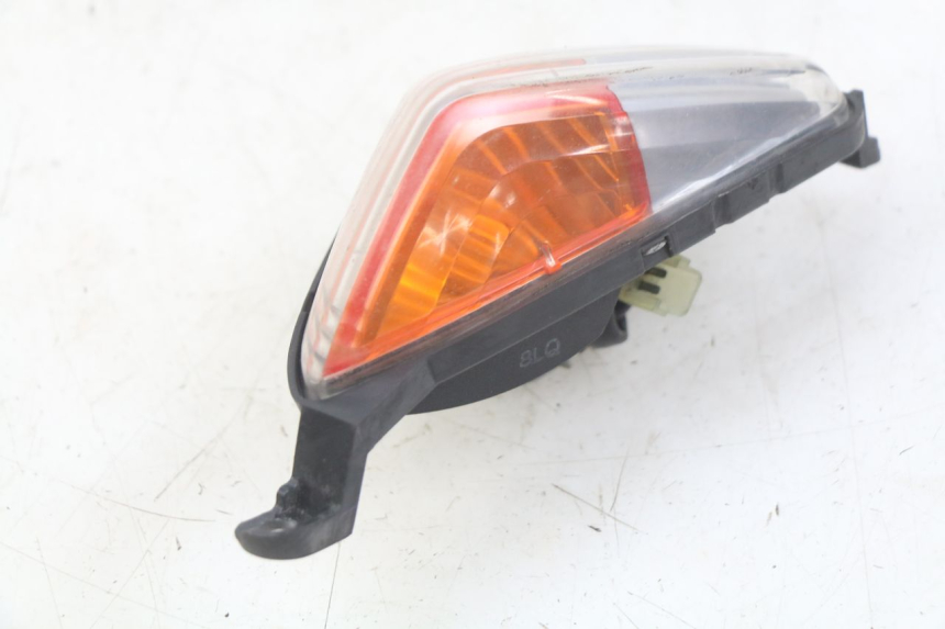 photo de VOORSTE RECHTER KNIPPERLICHT YAMAHA FJR ABS 1300 (2006 - 2012) - Detail van het onderdeel
