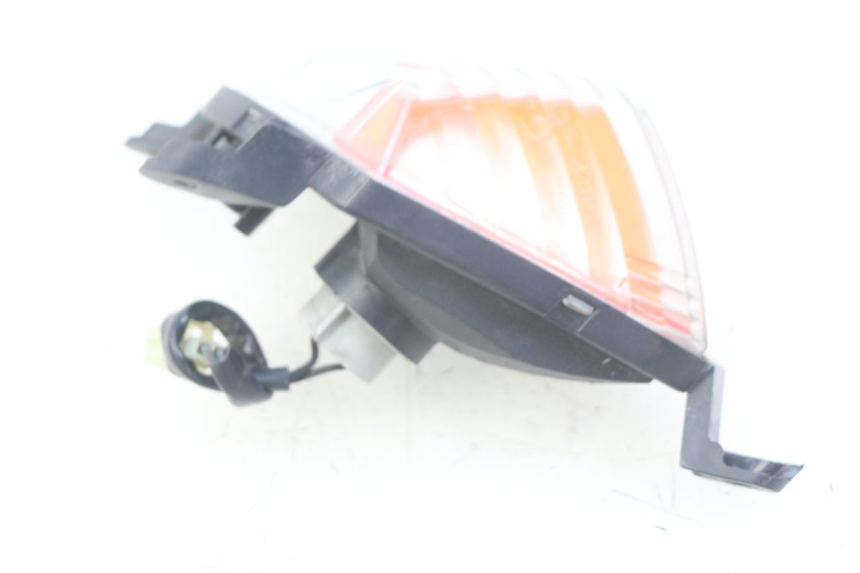 photo de VOORSTE RECHTER KNIPPERLICHT YAMAHA FJR ABS 1300 (2006 - 2012) - Overzicht