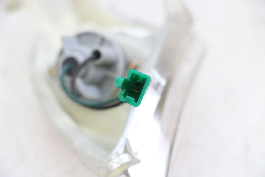 photo de VOORSTE RECHTER KNIPPERLICHT MBK FLAME X 125 (2007 - 2016) - Detail van het onderdeel