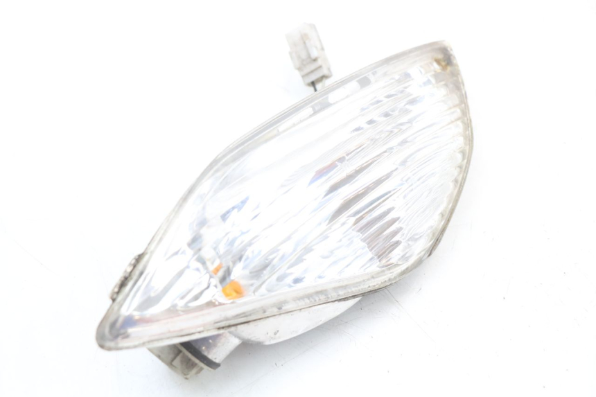 photo de VOORSTE RECHTER KNIPPERLICHT PIAGGIO FLY 4T 50 (2004 - 2010) - Detail van het onderdeel