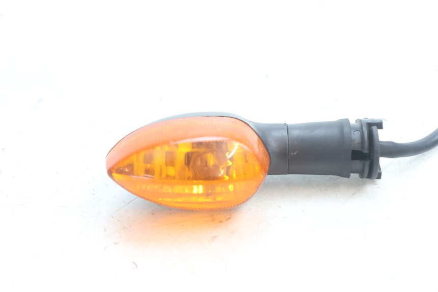 photo de RECHTS VOOR KNIPPERLICHT YAMAHA FZ8 800 (2010 - 2016) - Zoom op gebruiksstaat