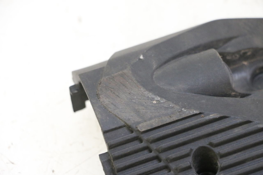 photo de VOORSTE RECHTER KNIPPERLICHT KUKIRIN G2 MASTER 1 - Bevestigingspunten