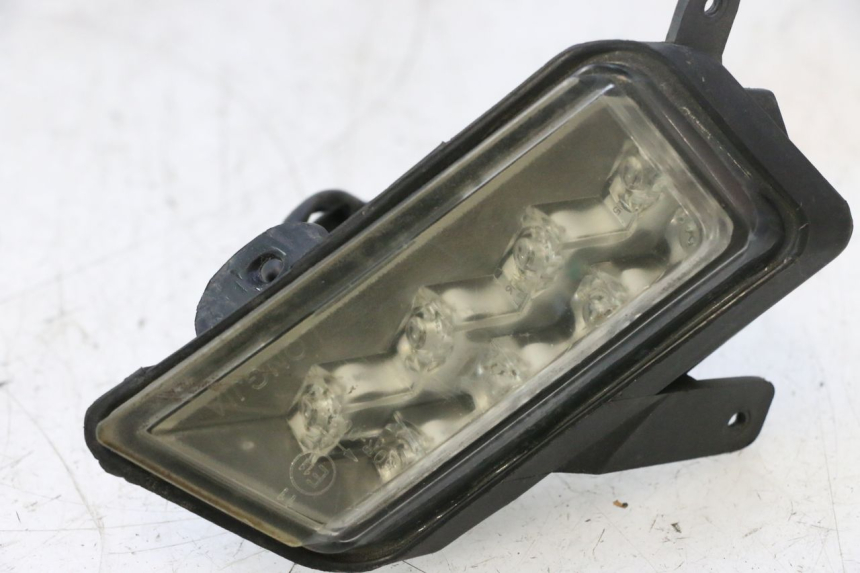 photo de VOORSTE RECHTER KNIPPERLICHT NECO GPX LC 2T 50 (2014 - 2018) - Detail van het onderdeel