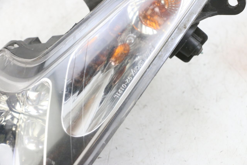 photo de VOORSTE RECHTER KNIPPERLICHT SYM GTS EVO 125 (2009 - 2013) - Overzicht