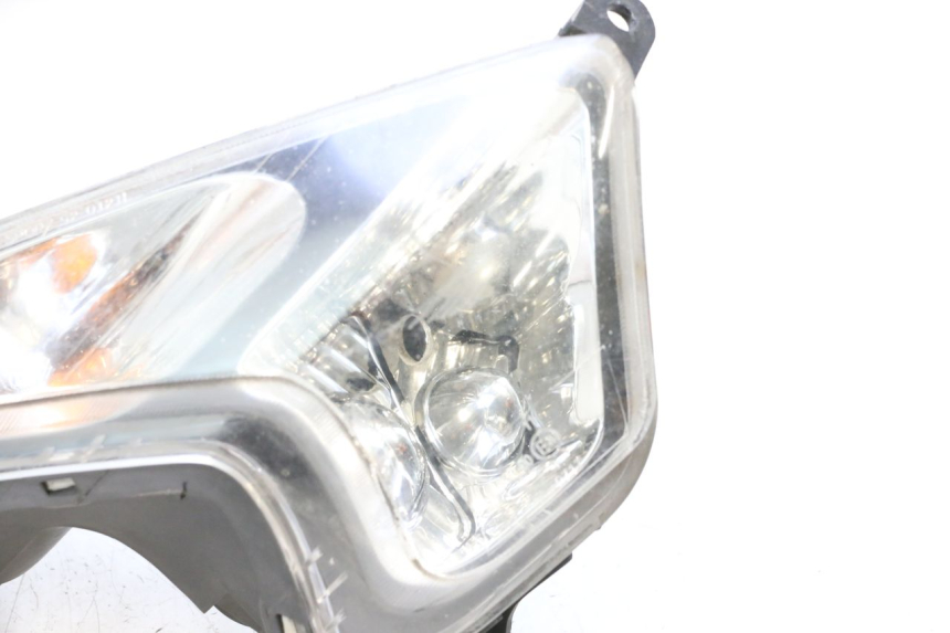 photo de VOORSTE RECHTER KNIPPERLICHT SYM GTS EVO 125 (2009 - 2013) - Zoom op gebruiksstaat