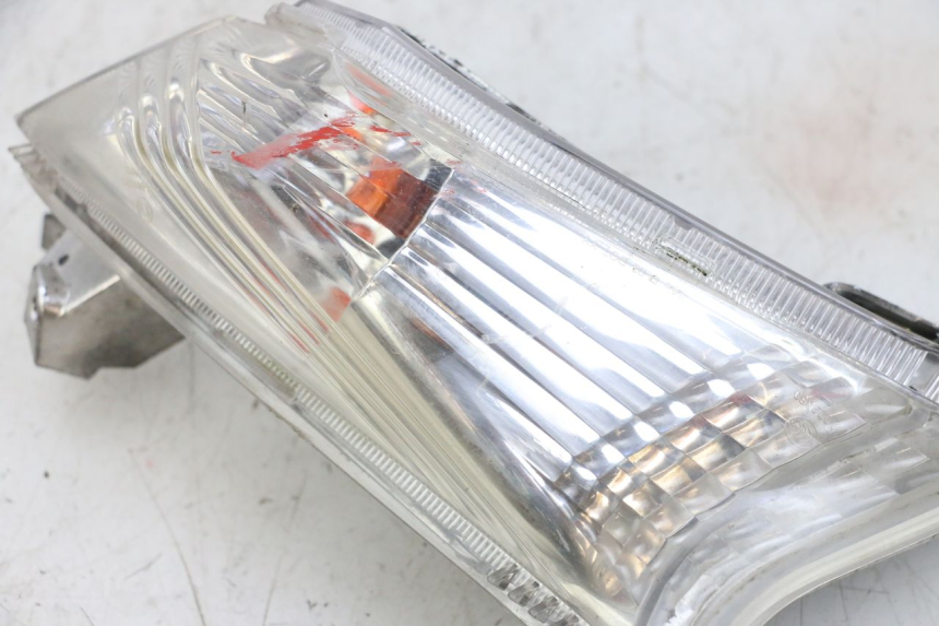 photo de VOORSTE RECHTER KNIPPERLICHT JM MOTORS GTS 125 (2015 - 2019) - Detail van het onderdeel