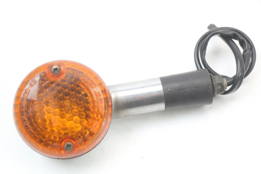 photo de VOORSTE RECHTER KNIPPERLICHT SUZUKI GZ MARAUDER 125 (1998 - 2004) - Hoofdaanzicht