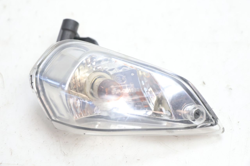 photo de VOORSTE RECHTER KNIPPERLICHT RIDE KALLIO 50 (2010 - 2019) - Detail van het onderdeel