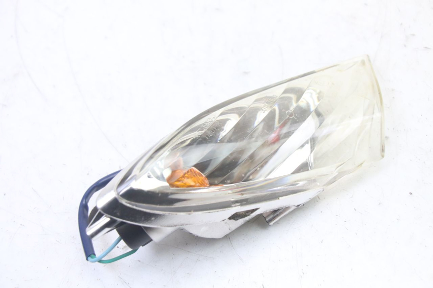 photo de VOORSTE RECHTER KNIPPERLICHT KYMCO XCITING 500 (2007 - 2010) - Detail van het onderdeel