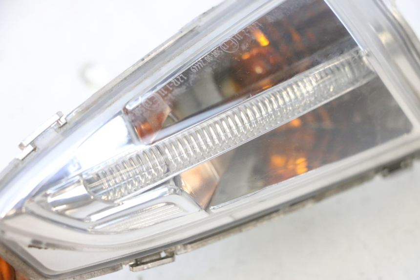 photo de VOORSTE RECHTER KNIPPERLICHT PIAGGIO LIBERTY IGET 4T 50 (2015 - 2020) - Detail van het onderdeel