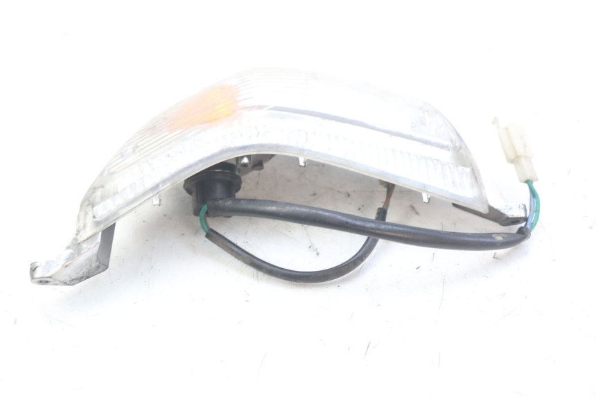 photo de VOORSTE RECHTER KNIPPERLICHT KYMCO LIKE 4T 50 (2009 - 2018) - Andere kijkhoek