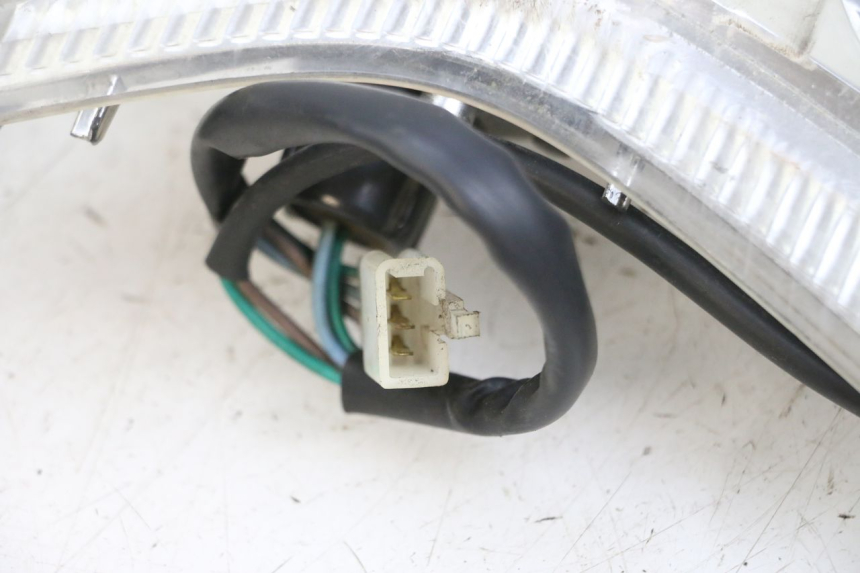 photo de VOORSTE RECHTER KNIPPERLICHT KYMCO LIKE 125 (2009 - 2016) - Detail van het onderdeel