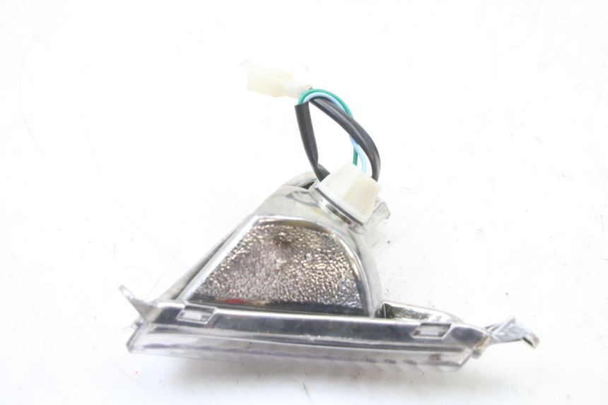 photo de VOORSTE RECHTER KNIPPERLICHT LONGJIA SHARPY 125 (2020 - 2024) - Zoom op gebruiksstaat