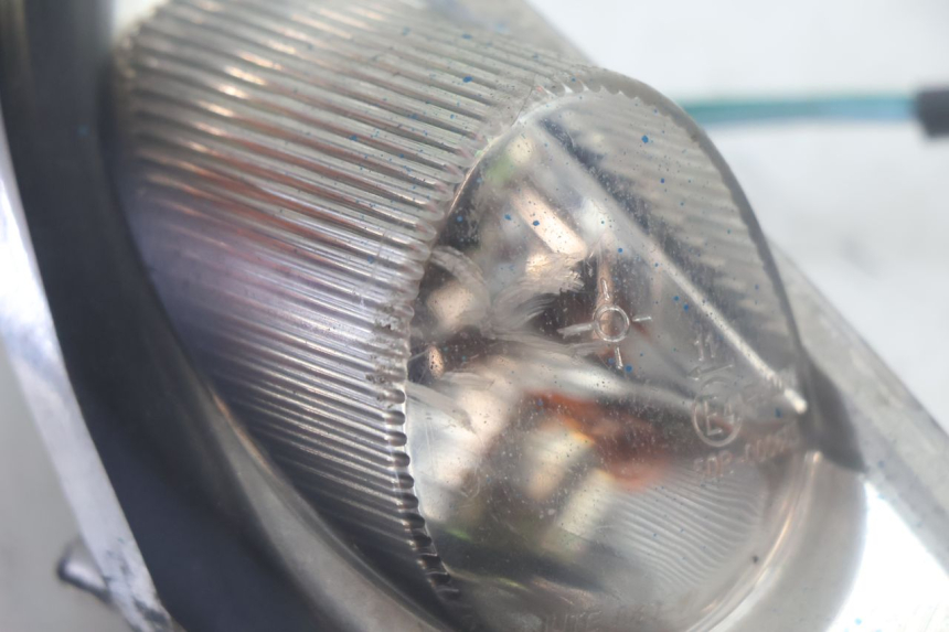 photo de VOORSTE RECHTER KNIPPERLICHT SYM MIO 50 (2005 - 2010) - Zoom op gebruiksstaat