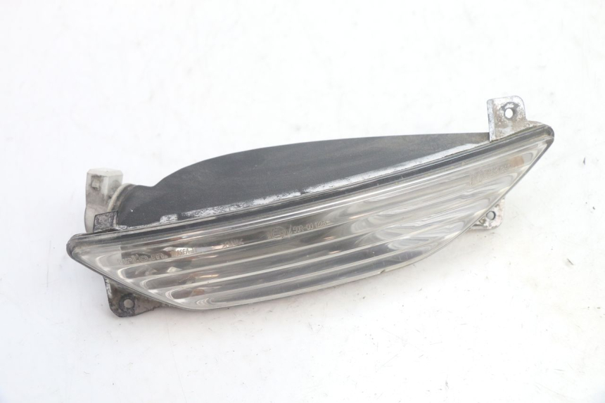photo de VOORSTE RECHTER KNIPPERLICHT PIAGGIO MP3 125 (2006 - 2014) - Detail van het onderdeel