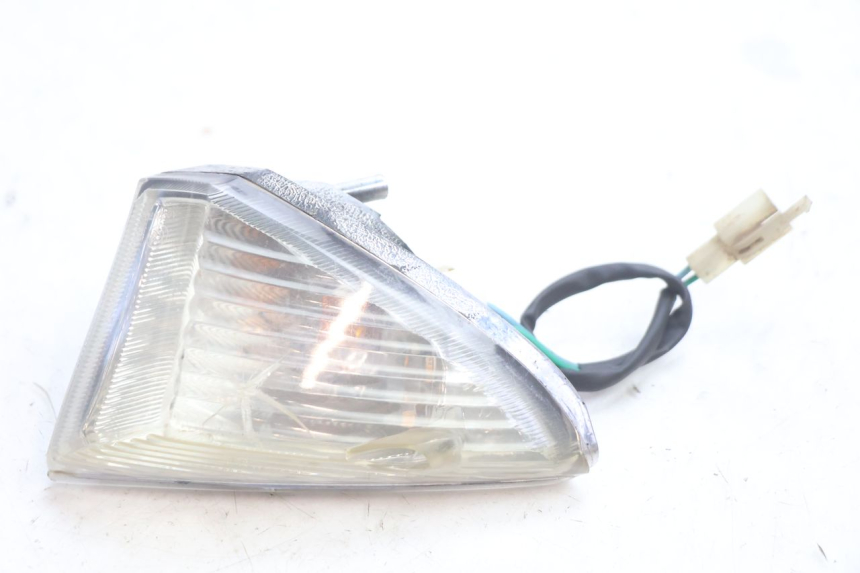 photo de RECHTS VOOR KNIPPERLICHT IMF INDUSTRIE NEW PACH 2T 50 (2014 - 2020) - Zoom op gebruiksstaat