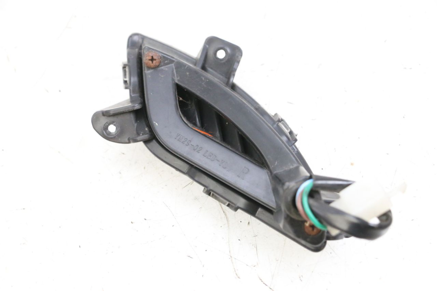 photo de VOORSTE RECHTER KNIPPERLICHT JM MOTORS OLDIES GT 4T 50 (2018 - 2025) - Technische close-up