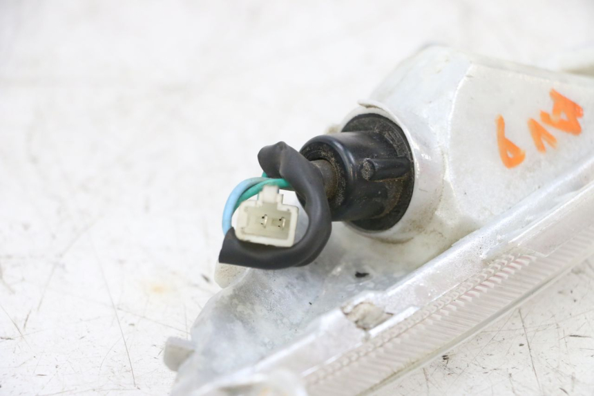 photo de VOORSTE RECHTER KNIPPERLICHT SYM ORBIT 2 4T 50 (2008 - 2017) - Zoom op gebruiksstaat