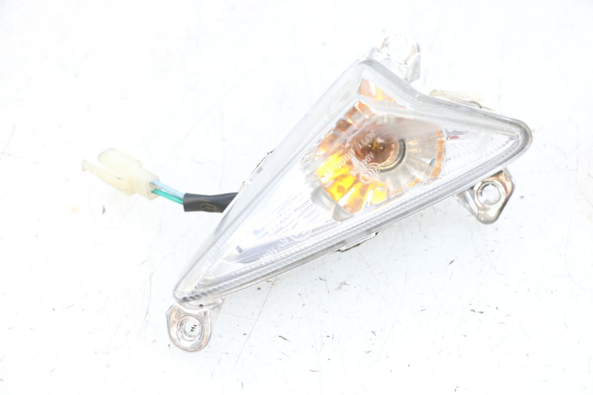 photo de VOORSTE RECHTER KNIPPERLICHT SYM ORBIT III 3 4T 50 (2018 - 2021) - Hoofdaanzicht