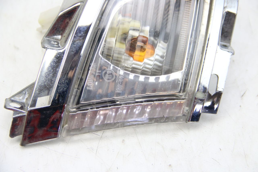 photo de VOORSTE RECHTER KNIPPERLICHT TNT MOTOR OTTO 2T 50 (2012 - 2018) - Zoom op gebruiksstaat