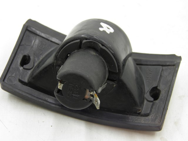 photo de VOORSTE RECHTER KNIPPERLICHT PIAGGIO VESPA PX 125 (1997 - 2007) - Detail van het onderdeel