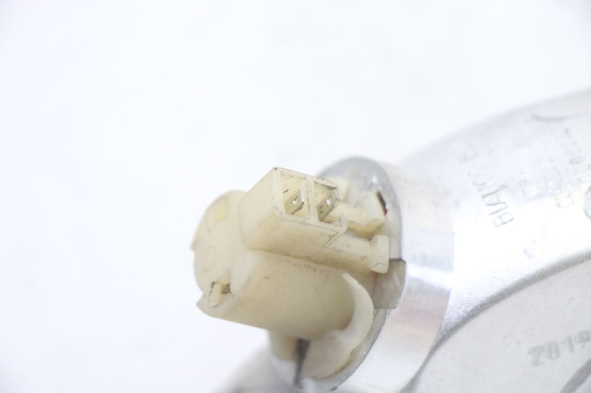 photo de VOORSTE RECHTER KNIPPERLICHT PIAGGIO ZIP 4T 50 (2018 - 2020) - Bevestigingspunten