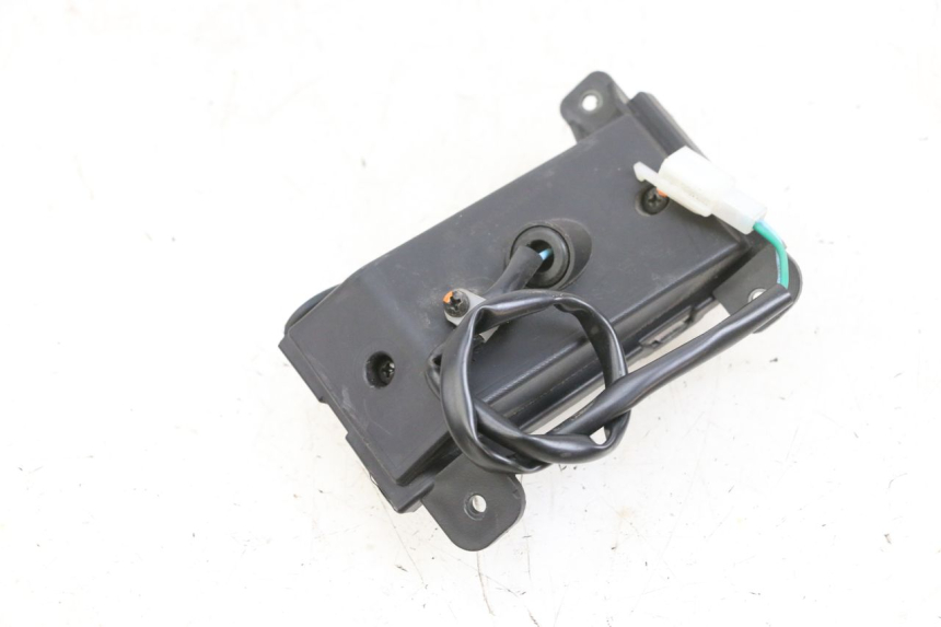 photo de VOORSTE RECHTER KNIPPERLICHT EFUN PUSA 1 - Zoom op gebruiksstaat